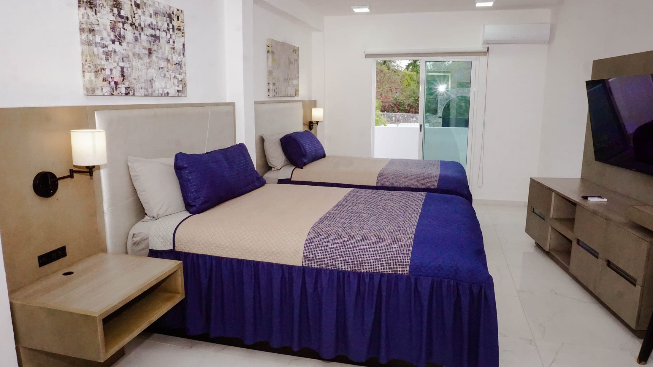 Double Room — 2