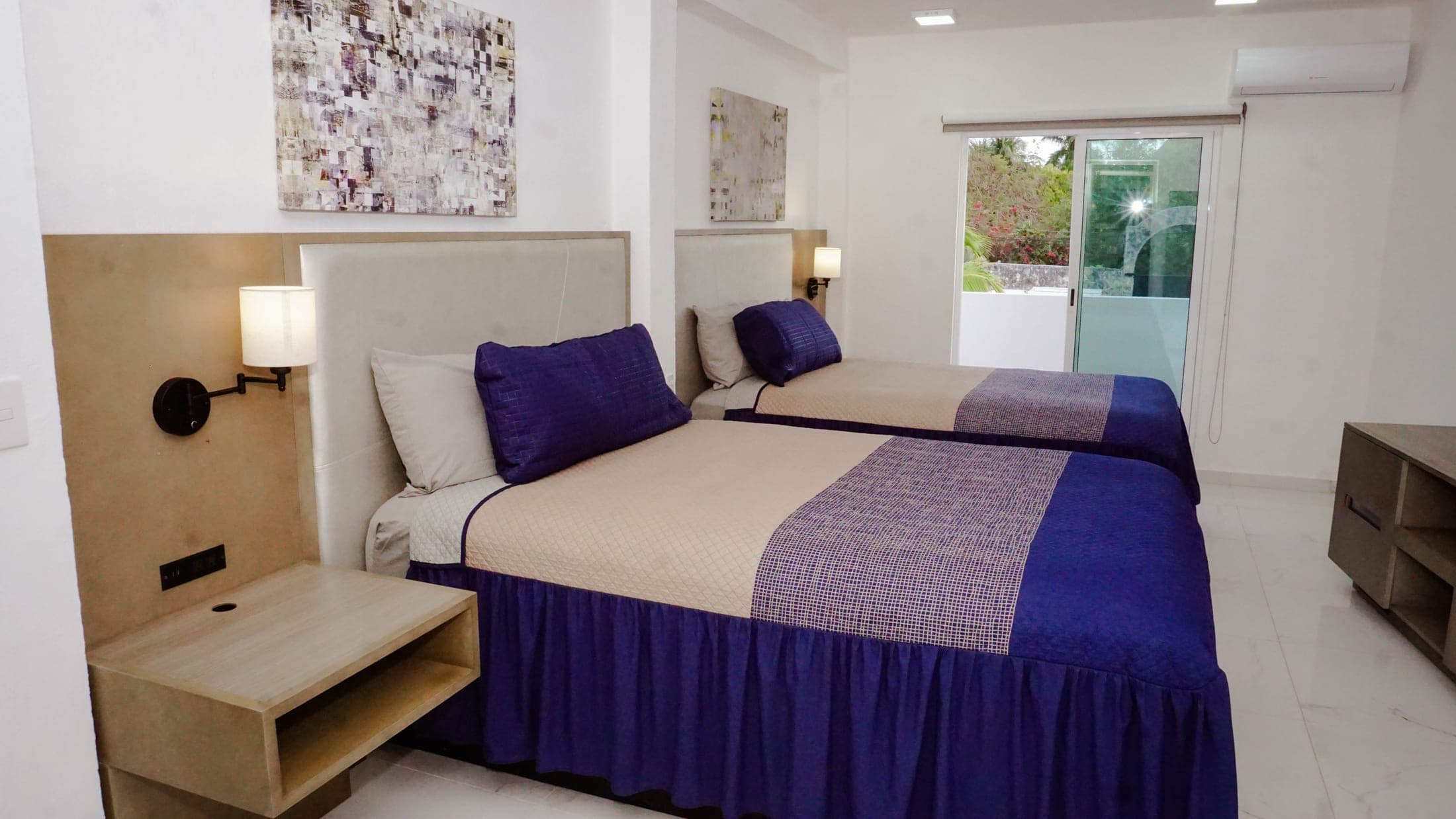 Double Room — 1